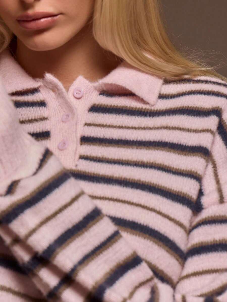 SWETER W PASKI GUZIKI