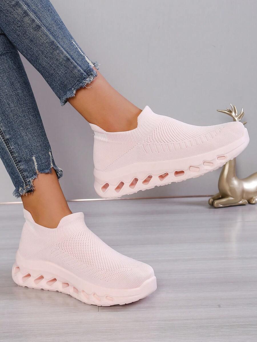 różowe buty sportowe