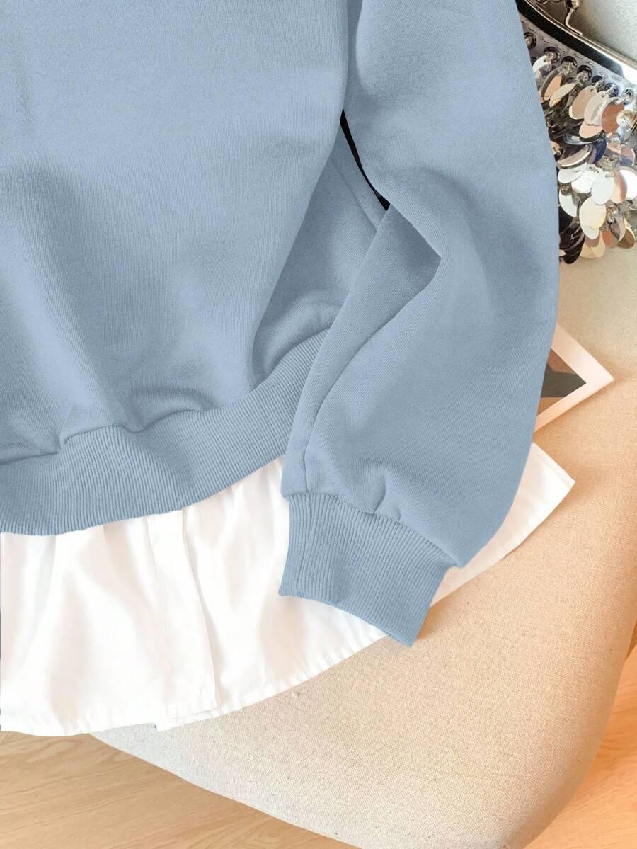 niebieska bluza łączenie kołnierzyk 