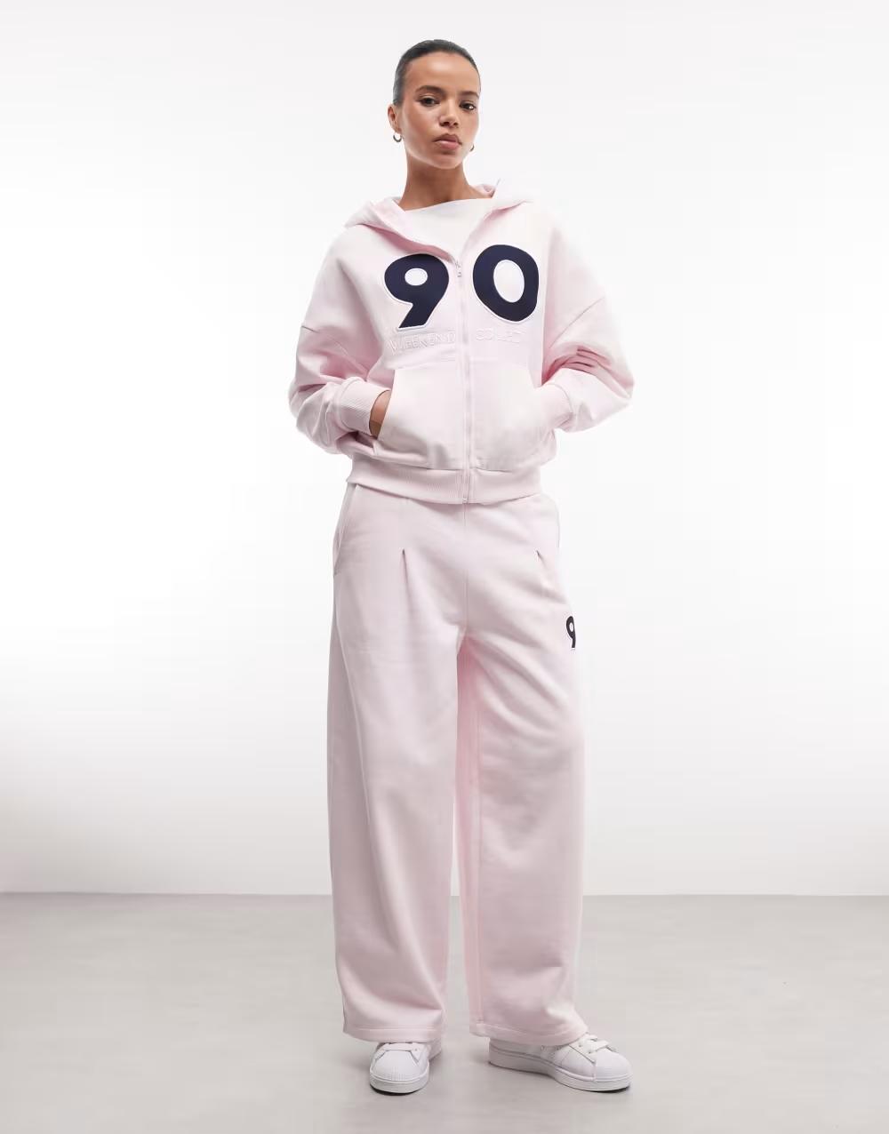 różowa bluza z kapturem zip