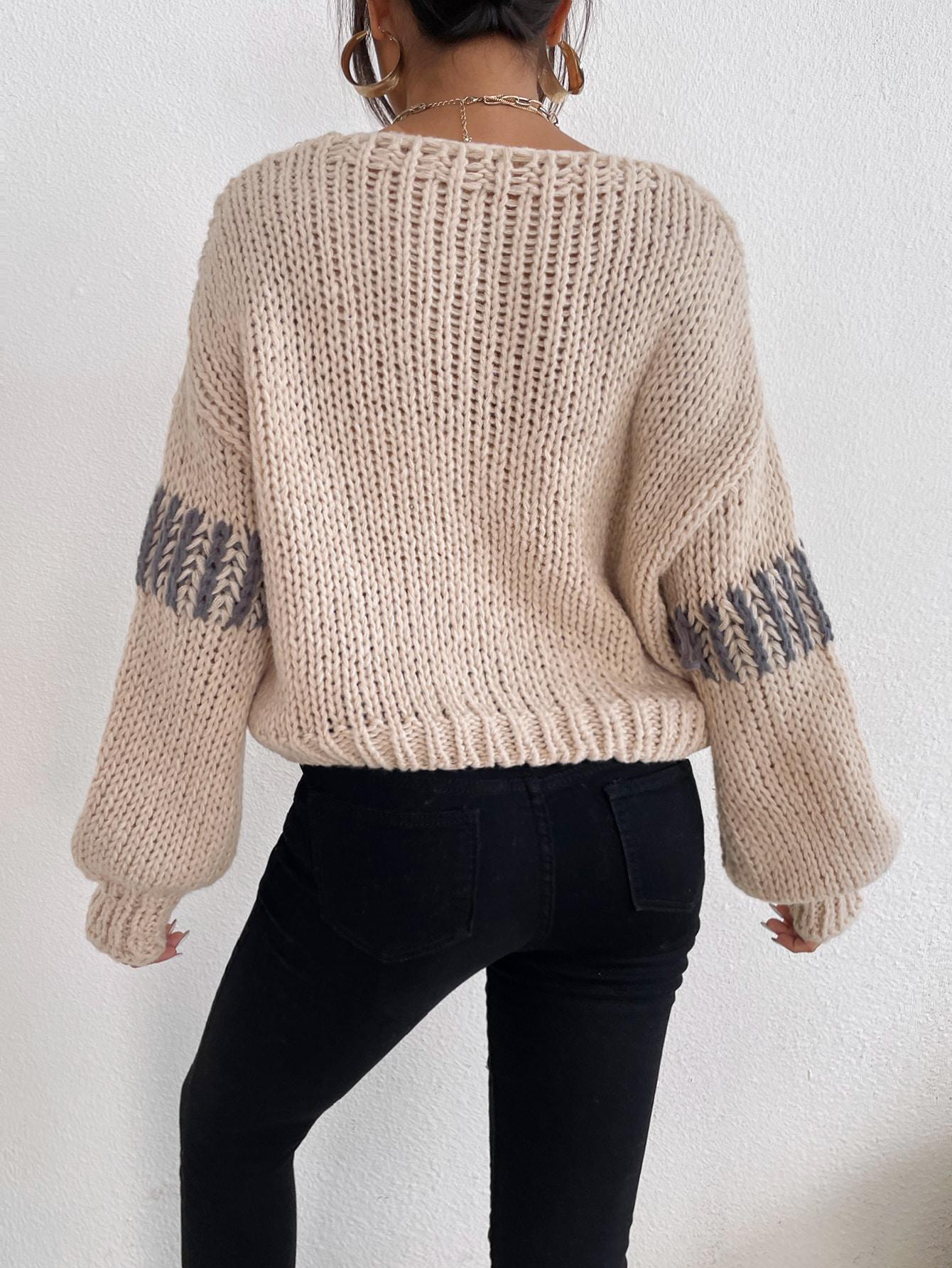 BEŻOWY SWETER V NECK