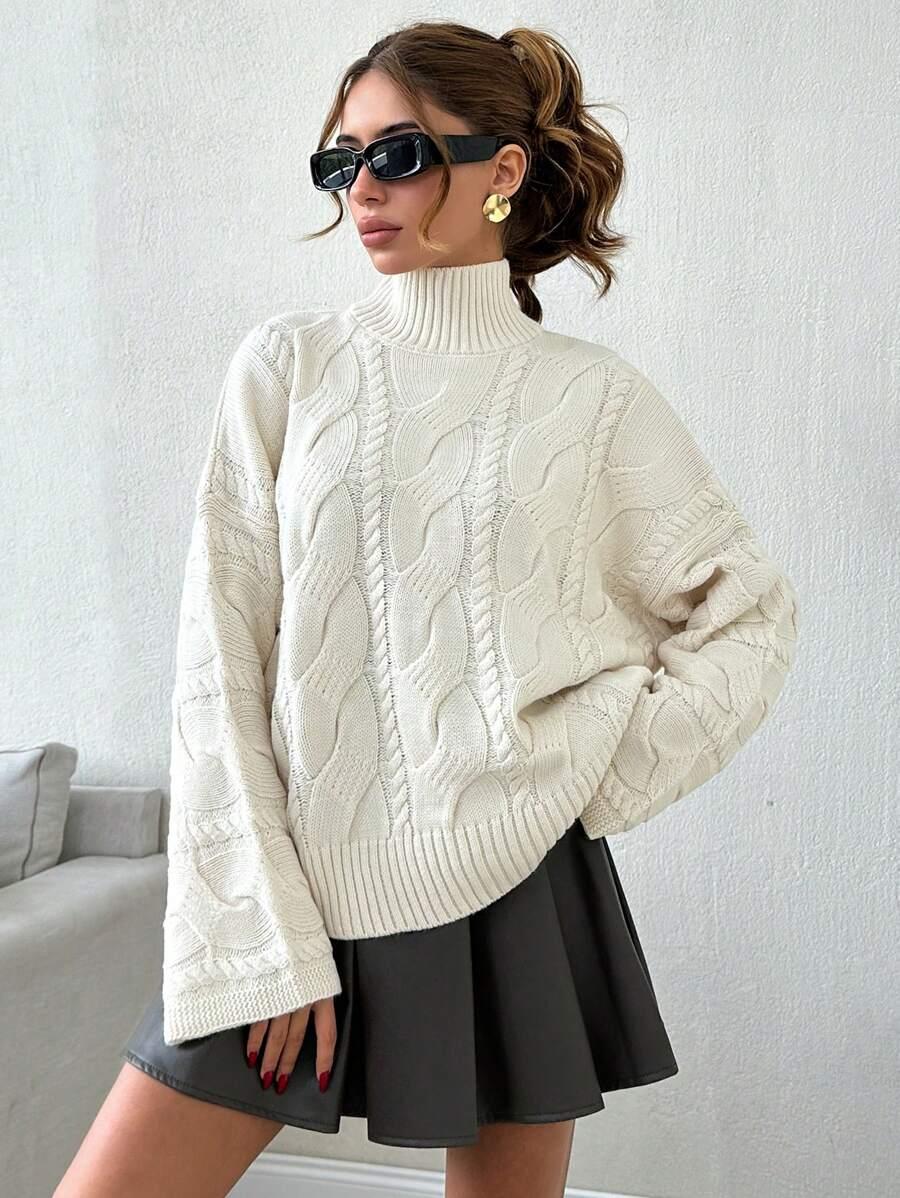 BEŻOWY SWETER WZÓR