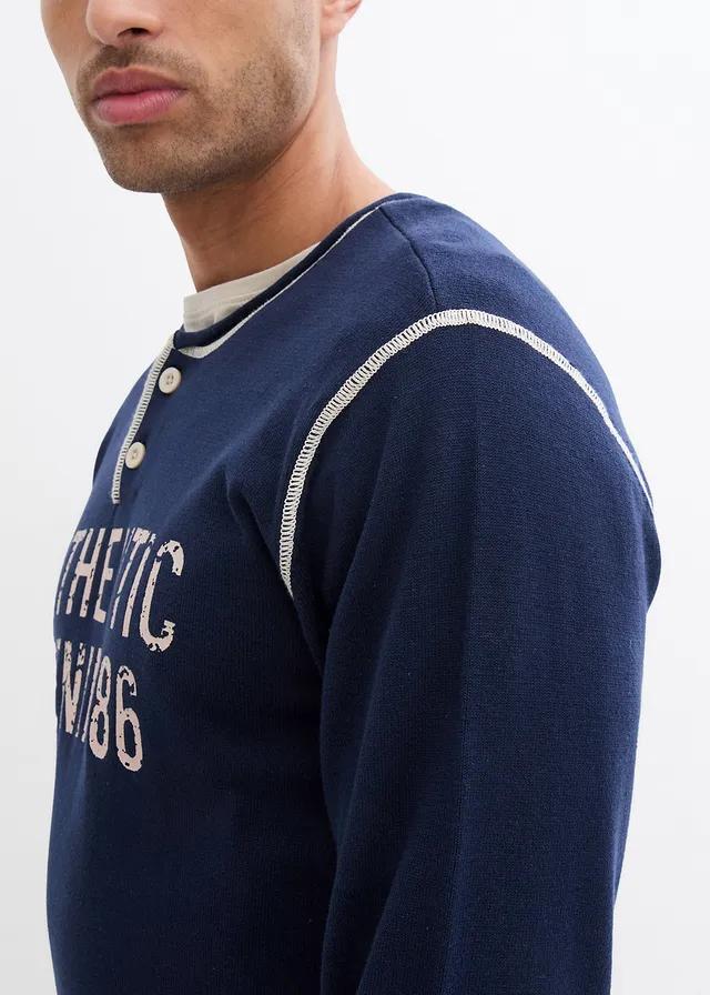 SWETER DZIANINOWY Z NADRUKIEM
