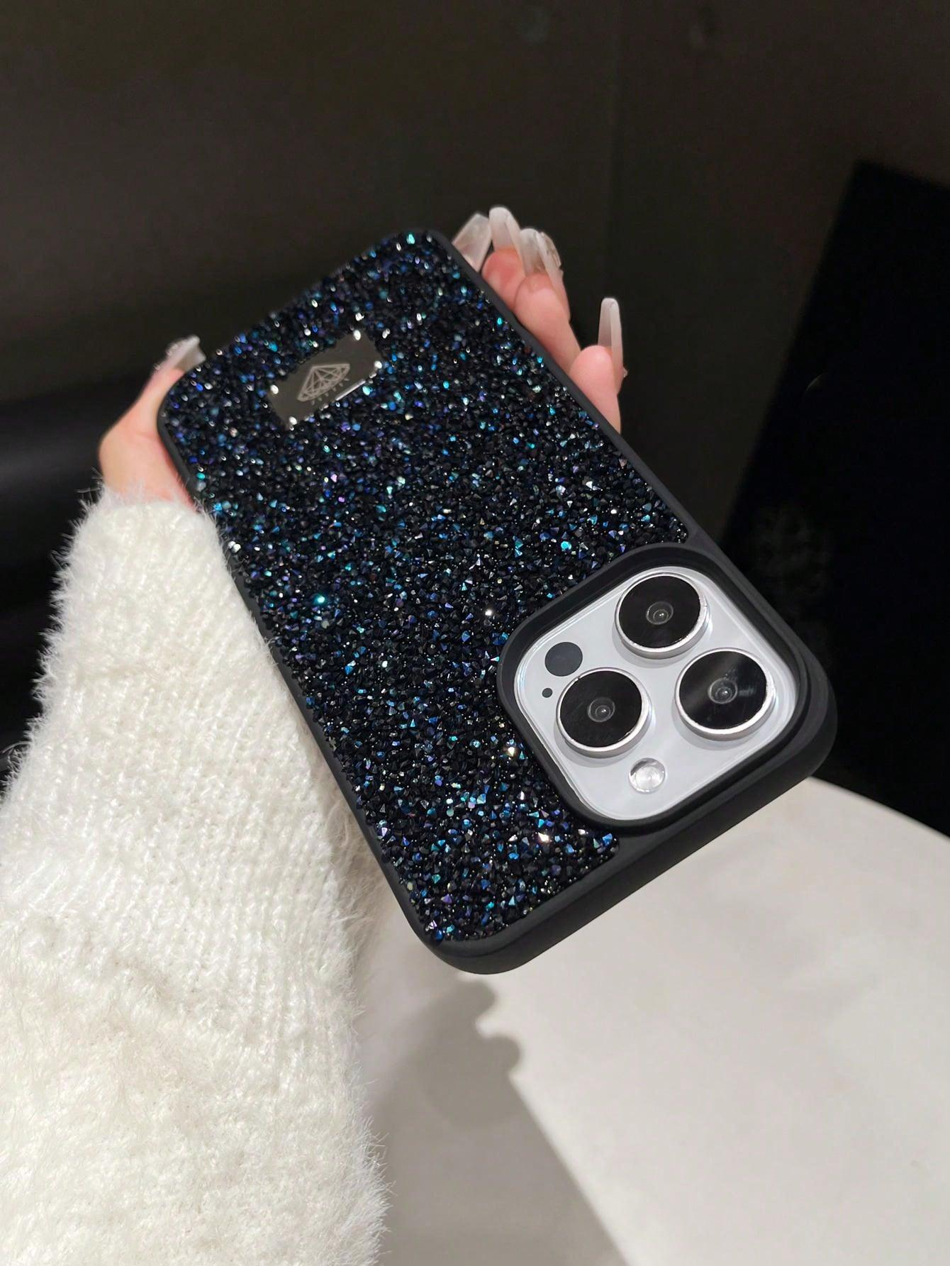 czarne etui na telefon Iphone 16 Pro