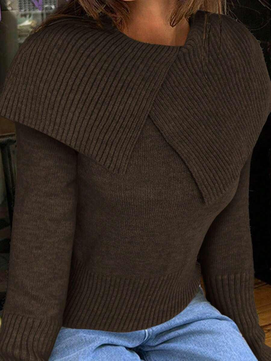BRĄZOWY SWETER asymetria