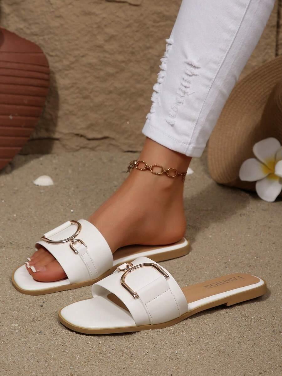 klapki klamra casual