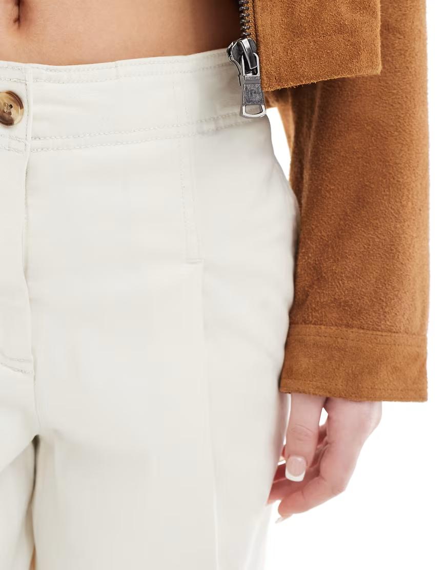 KREMOWE SPODNIE JEANS PROSTA NOGAWKA