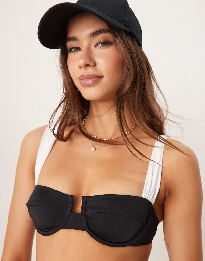 GÓRA OD BIKINI KONTRAST