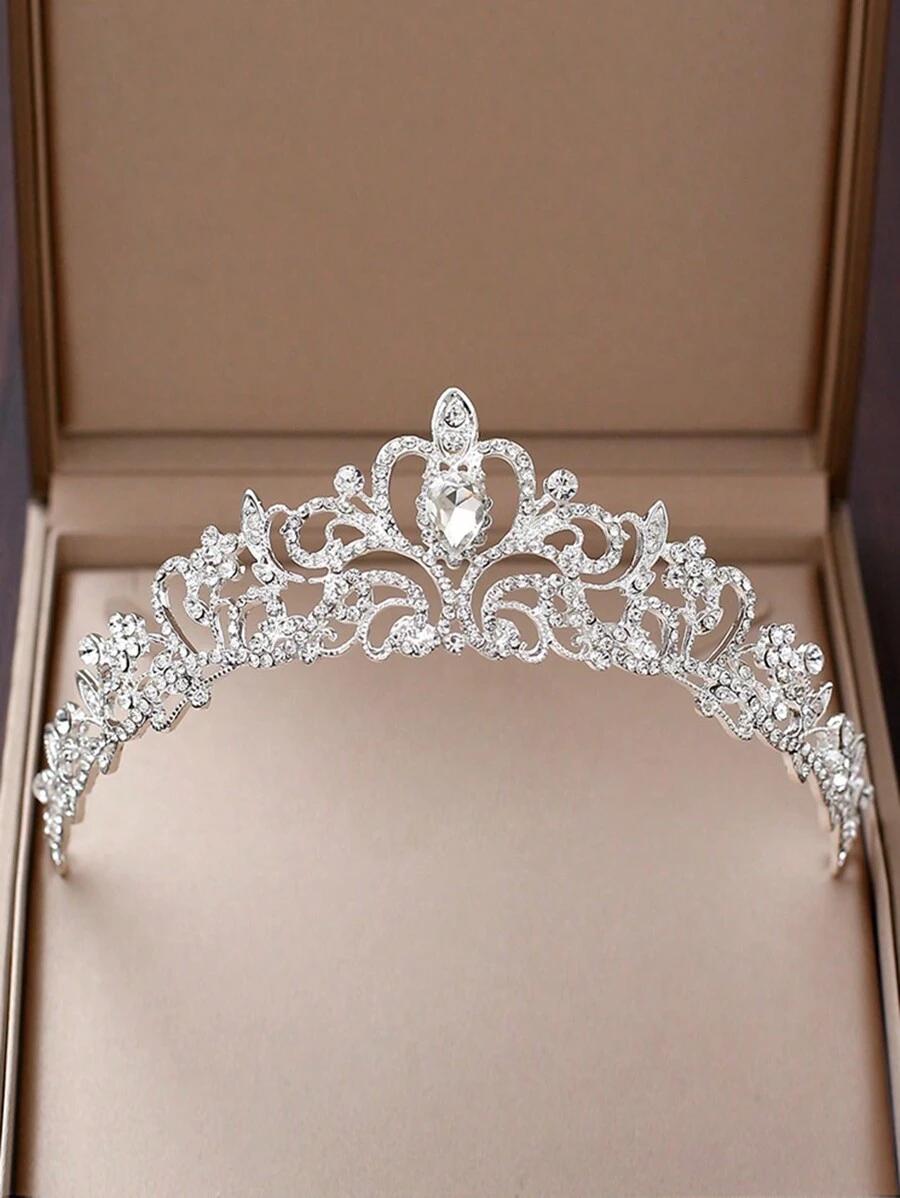 srebrna tiara połysk