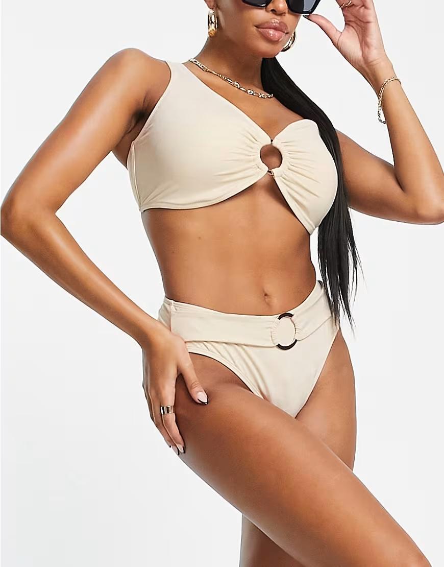 GÓRA OD BIKINI
