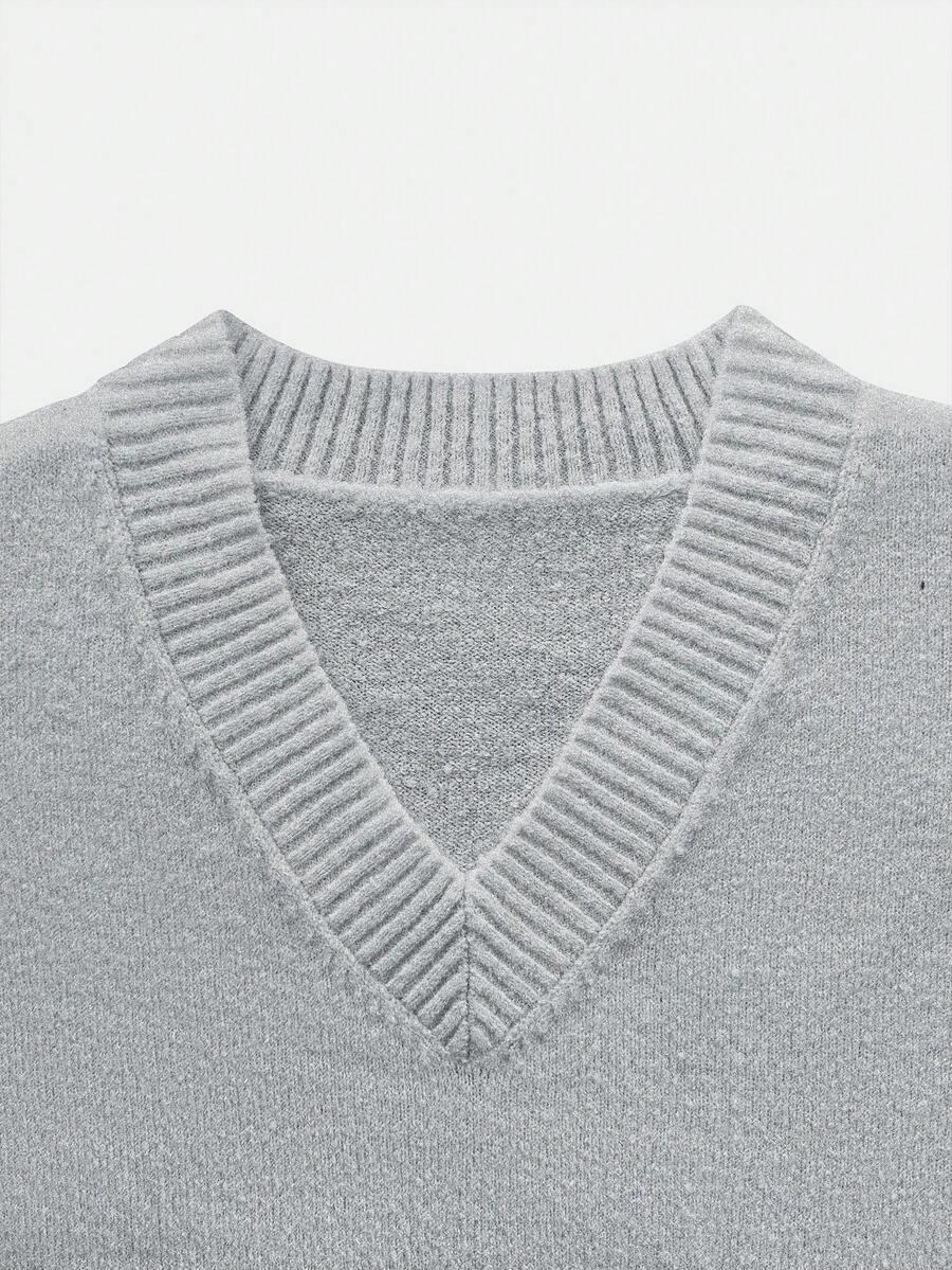 SZARY SWETER V NECK
