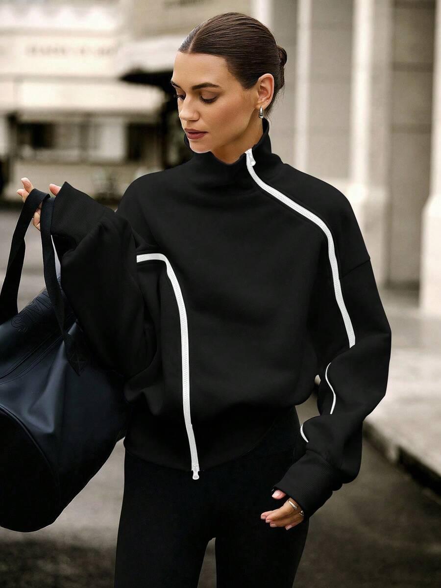 CZARNA BLUZA ZAMEK