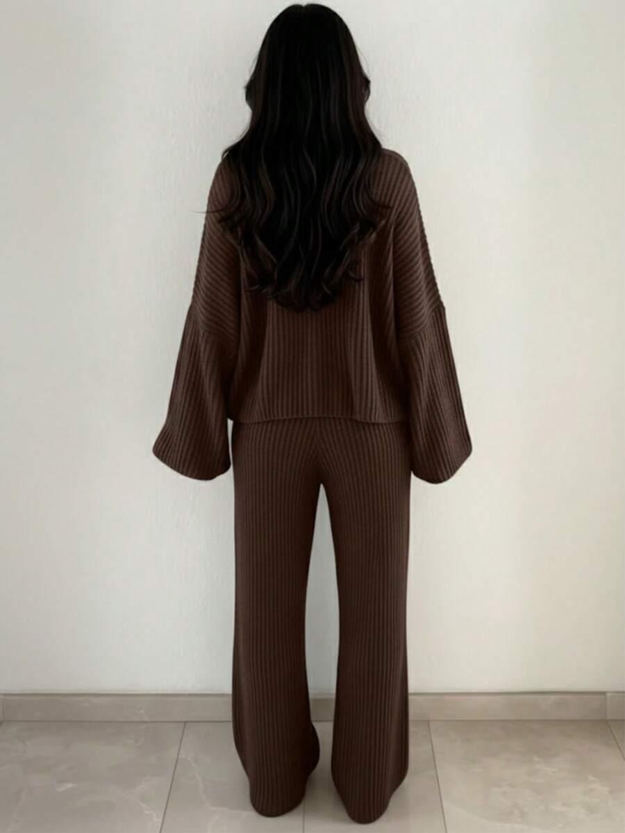 SWETER SPODNIE KOMPLET