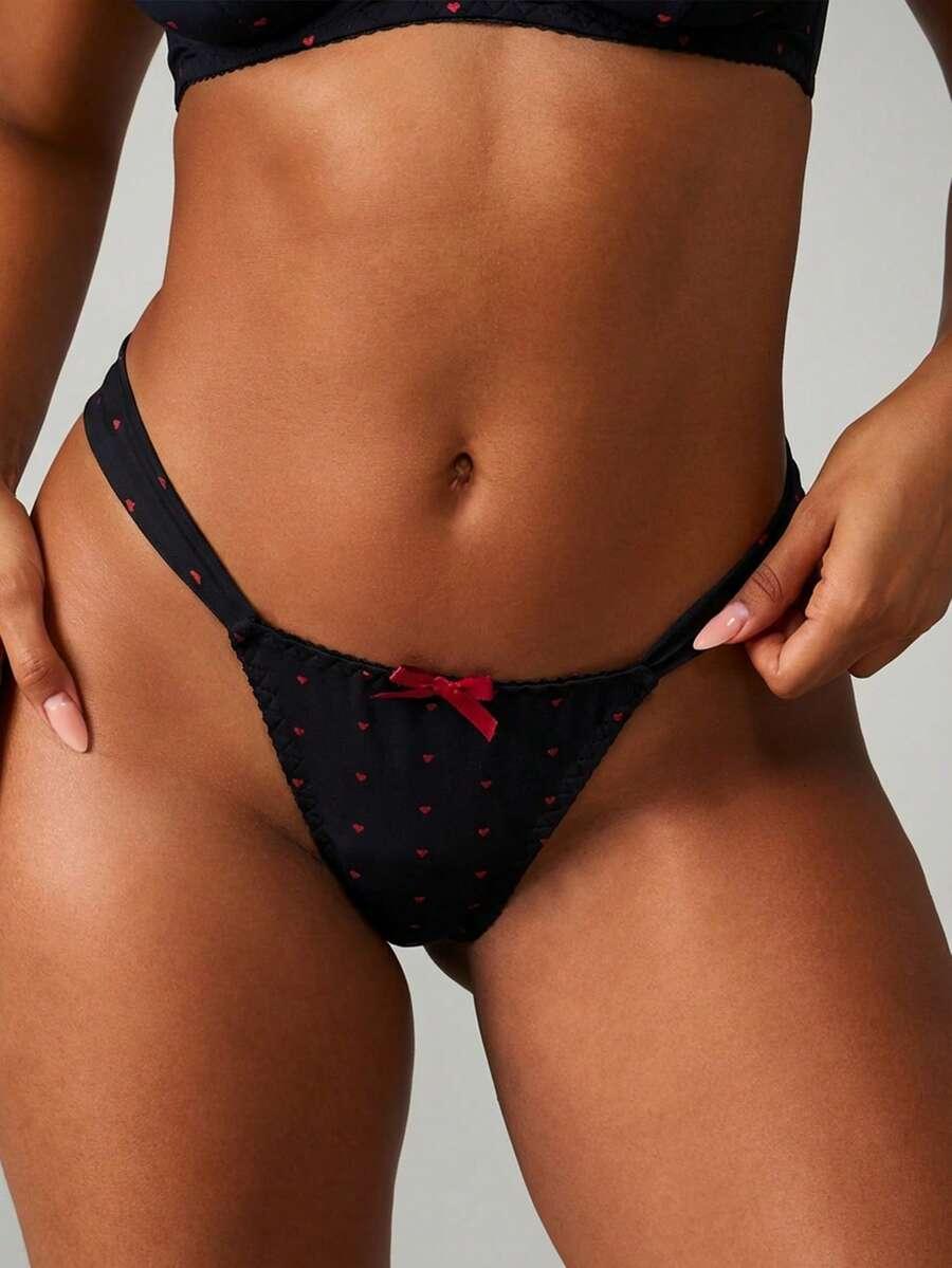KOMPLEt BIELIZNY STRINGI BIUSTONOSZ WZÓR SERCA