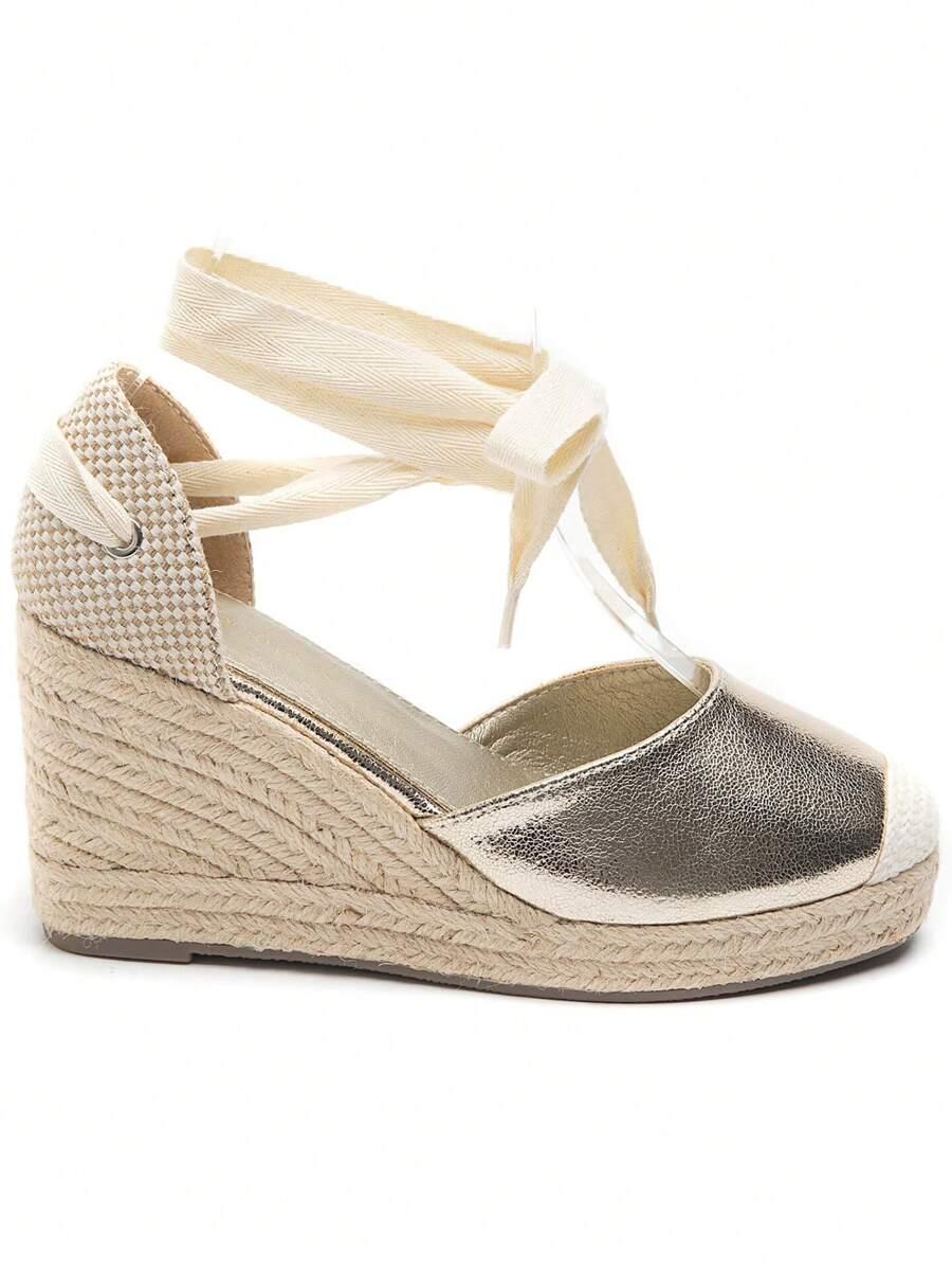 złote espadryle obcas