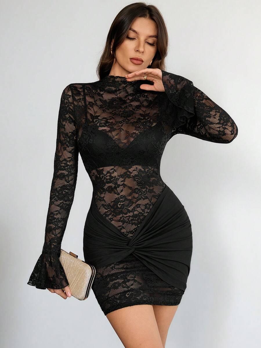 CZARNA MINI SUKIENKA