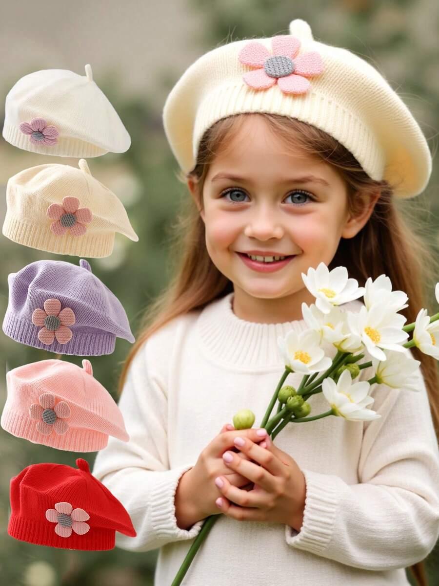 BIAŁy beret KWIATEK 3D