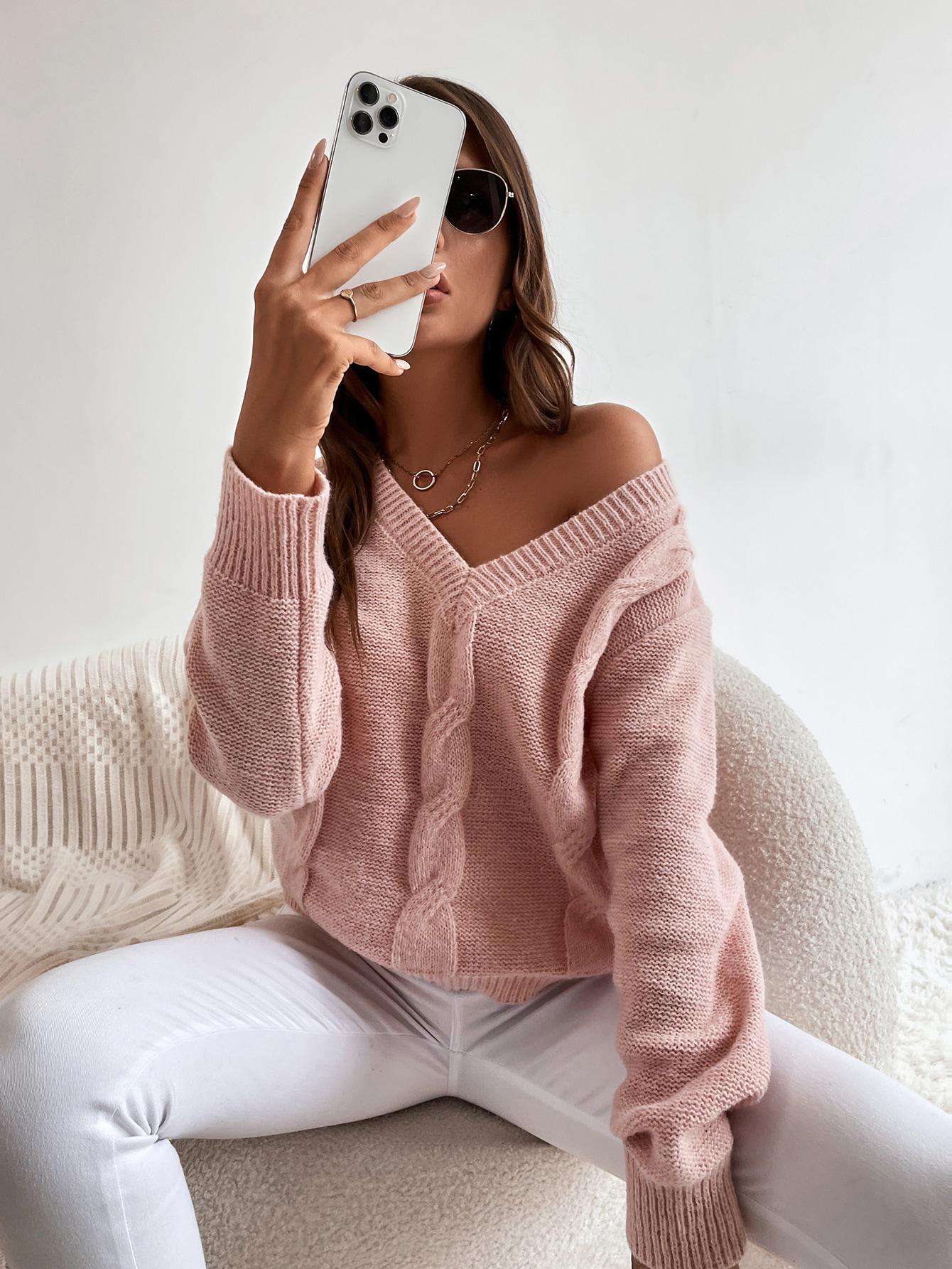 RÓŻOWY SWETER V NECK 