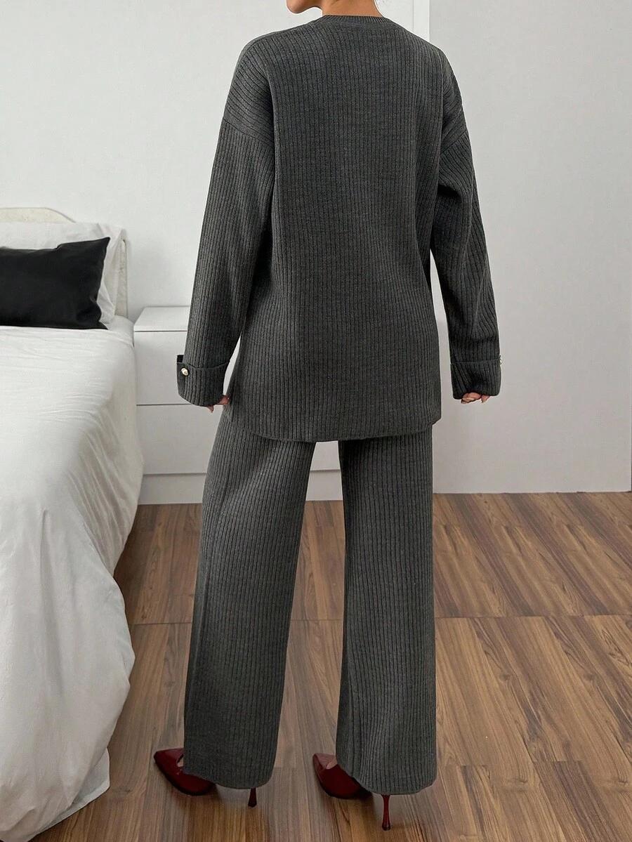 dzianinowy szary komplet sweter spodnie
