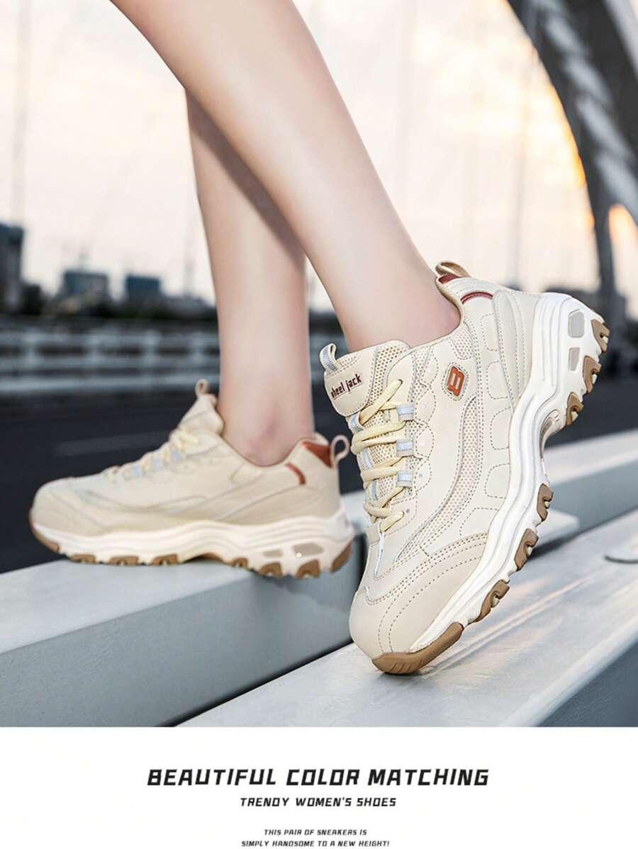 beżowe buty sportowe