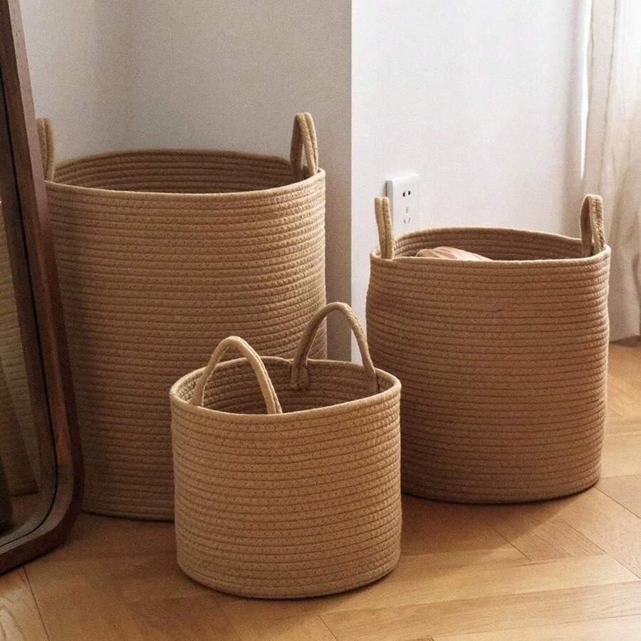 brązowy kosz na pranie