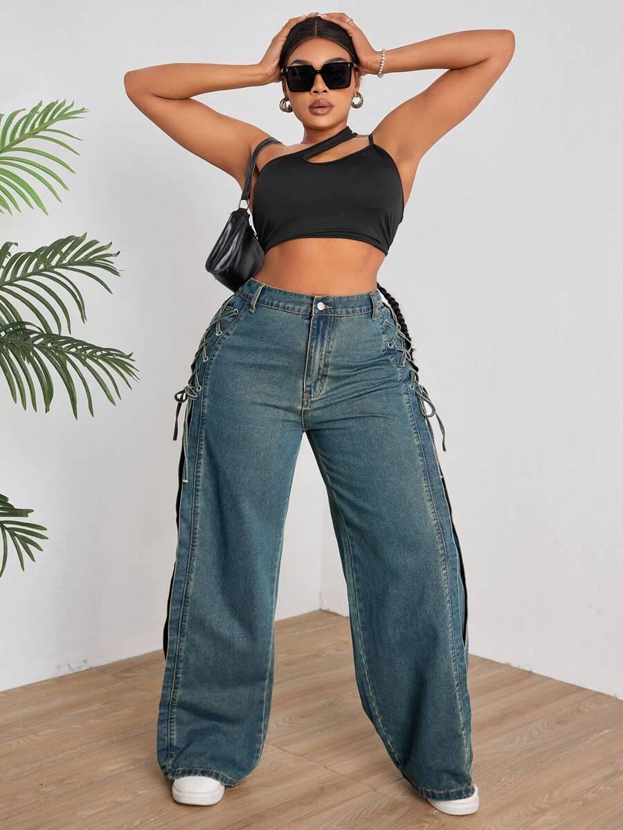 niebieskie spodnie jeans