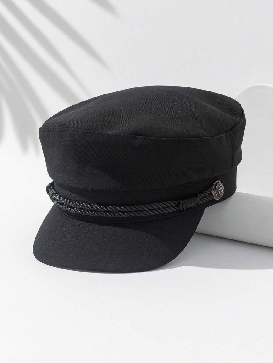 CZARNA CZAPKA Z DASZKIEM 