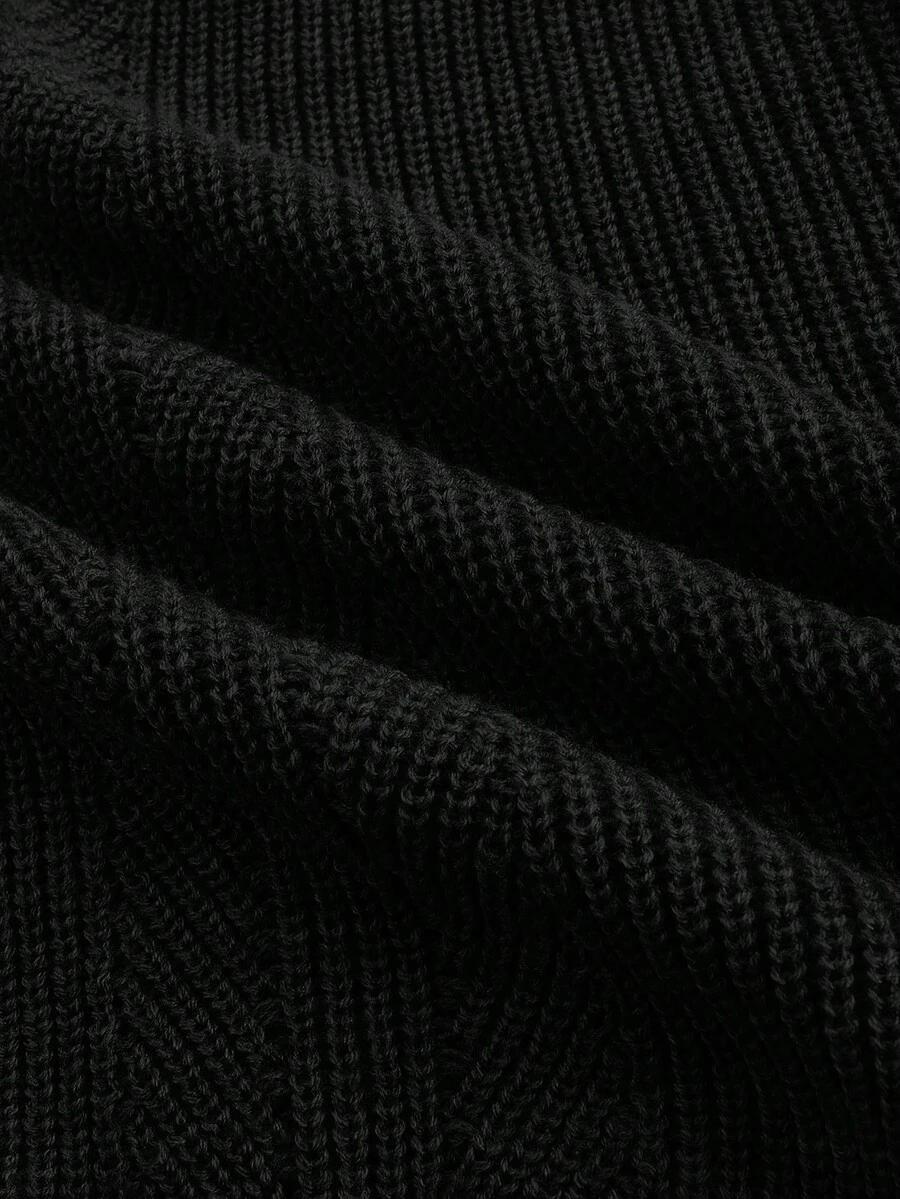 czarny sweter koronka