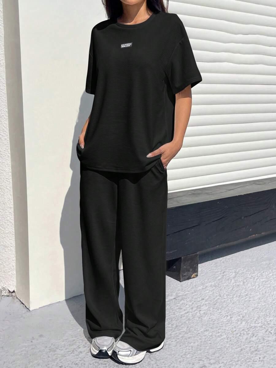 T-SHIRT SPODNIE KOMPLET