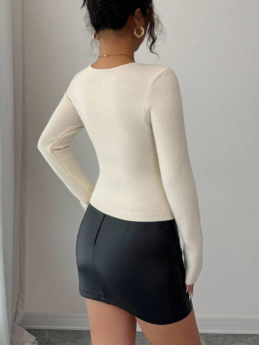 BEŻOWY SWETER ZDOBIENIE