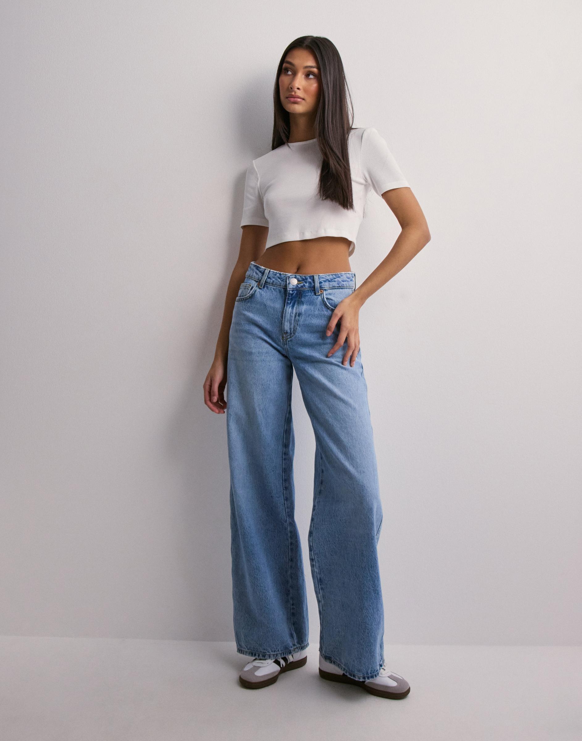 prążkowany biały crop top wycięcia krótki rękaw