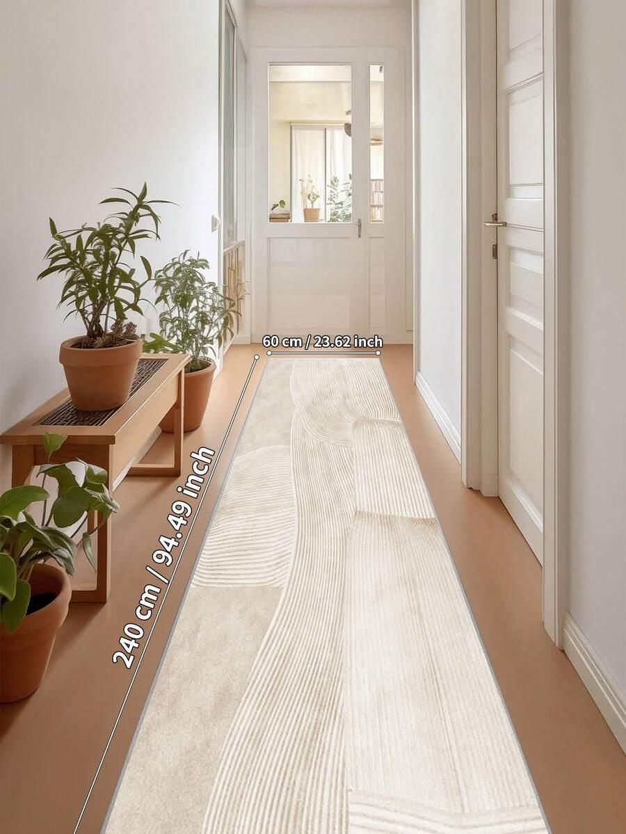 beżowy dywan z krótki włosiem