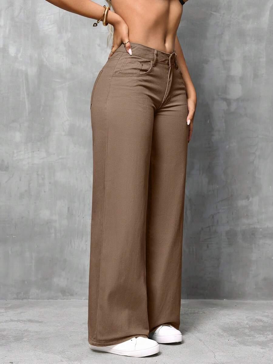 brązowe spodnie jeans