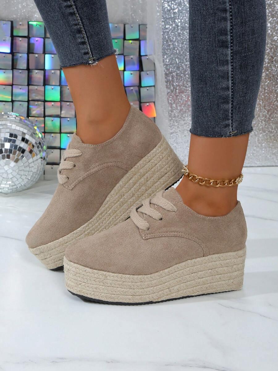 SZNUROWANE BUTY KOTURN 