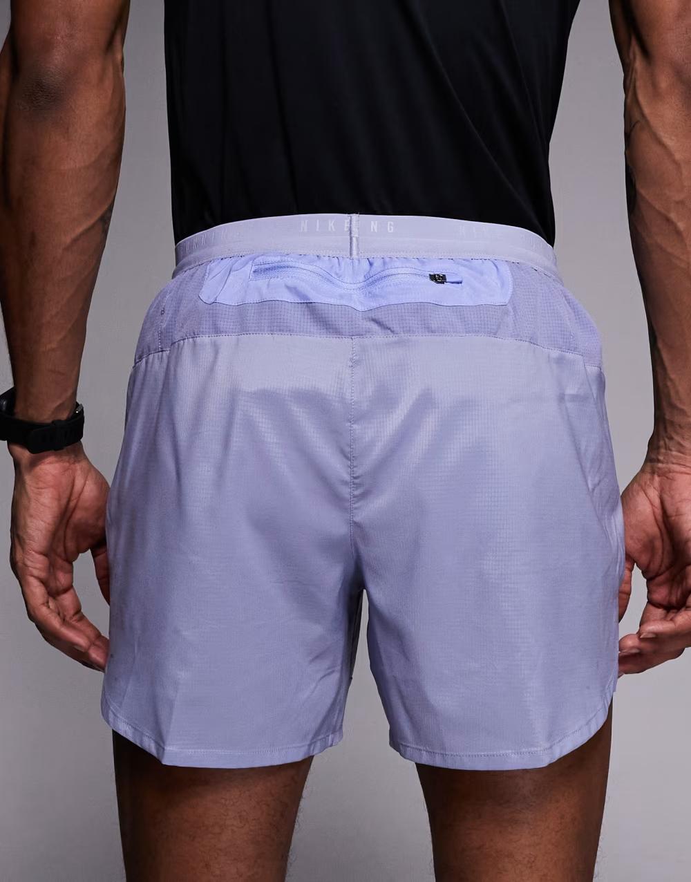 Sportowe krótkie spodenki Running Stride Dri-FIT
