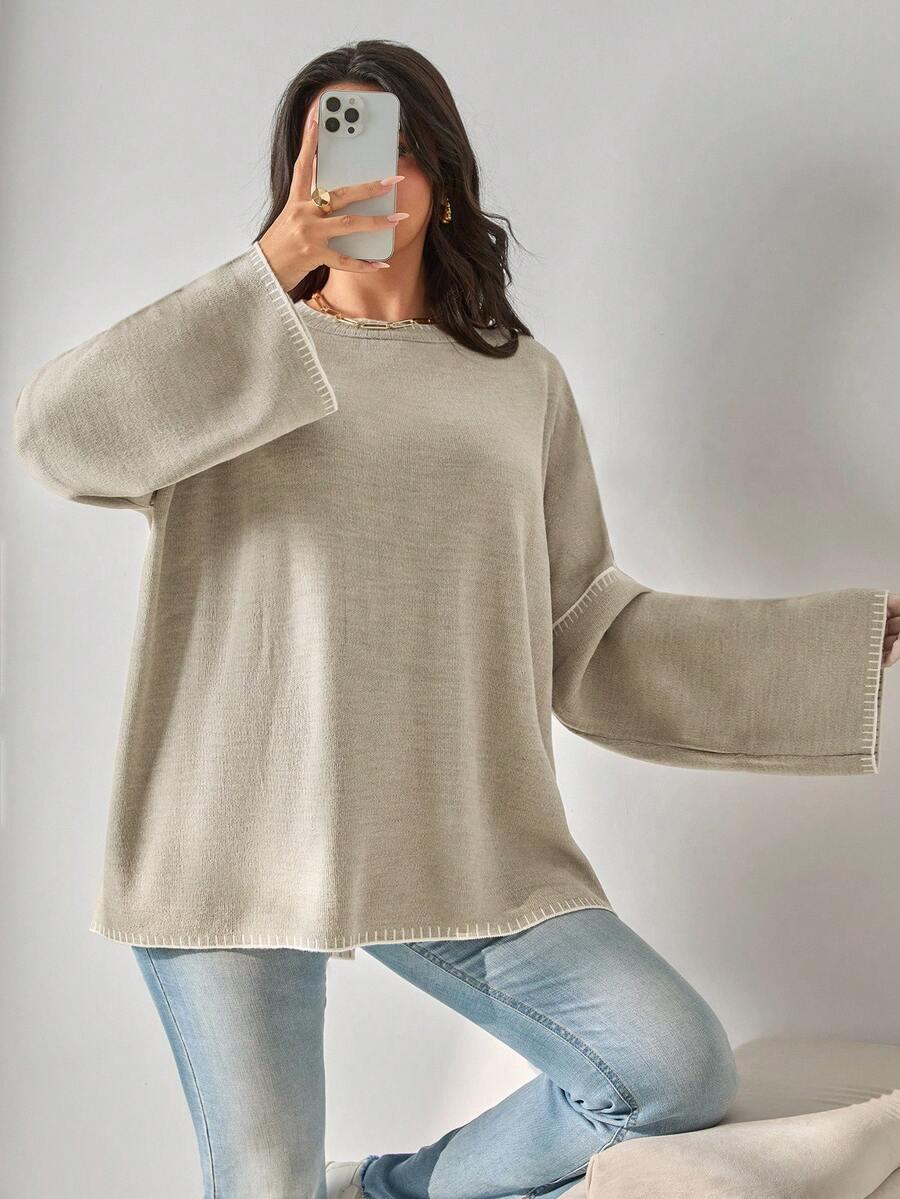 BEŻOWY SWETER KONTRAST 