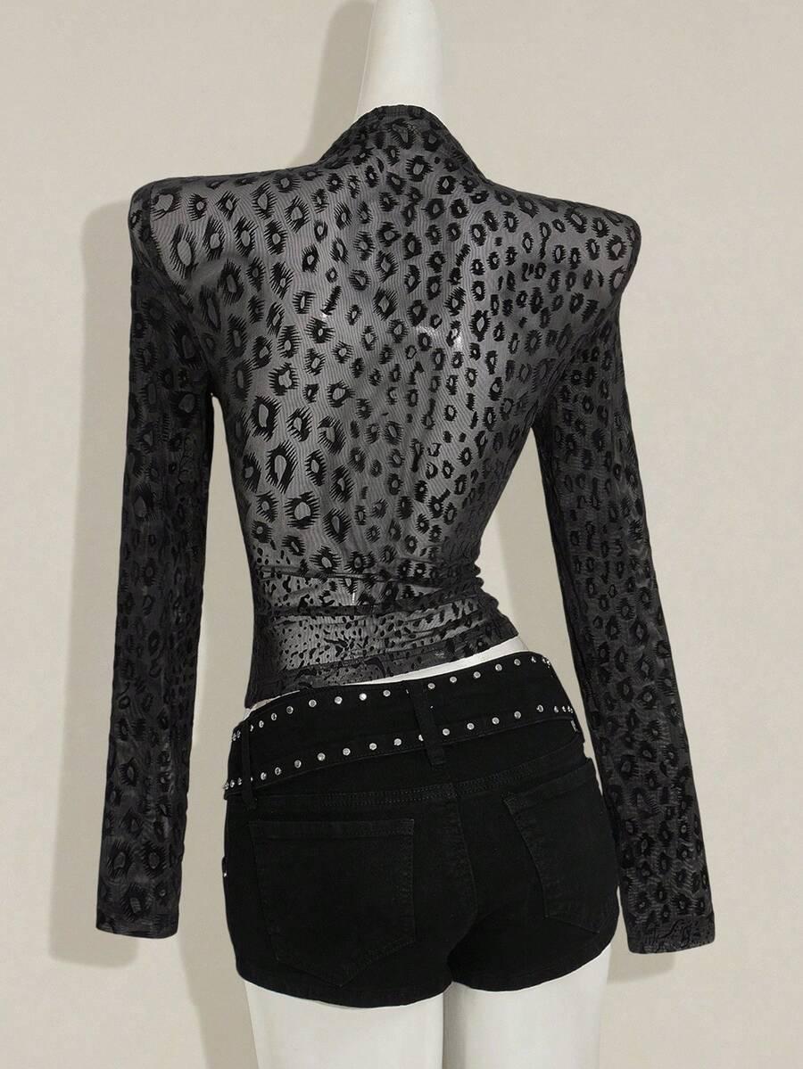 czarna bluzka animal print