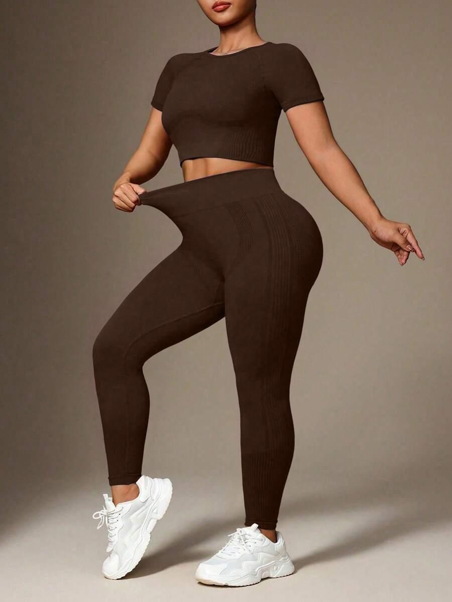 brązowa bluzka legginsy komplet