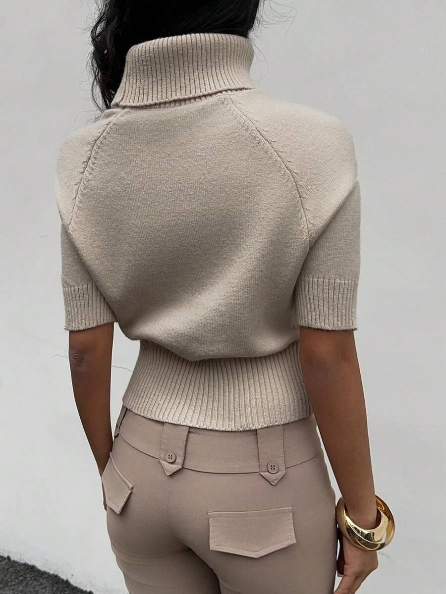 beżowy sweter krótki rękaw
