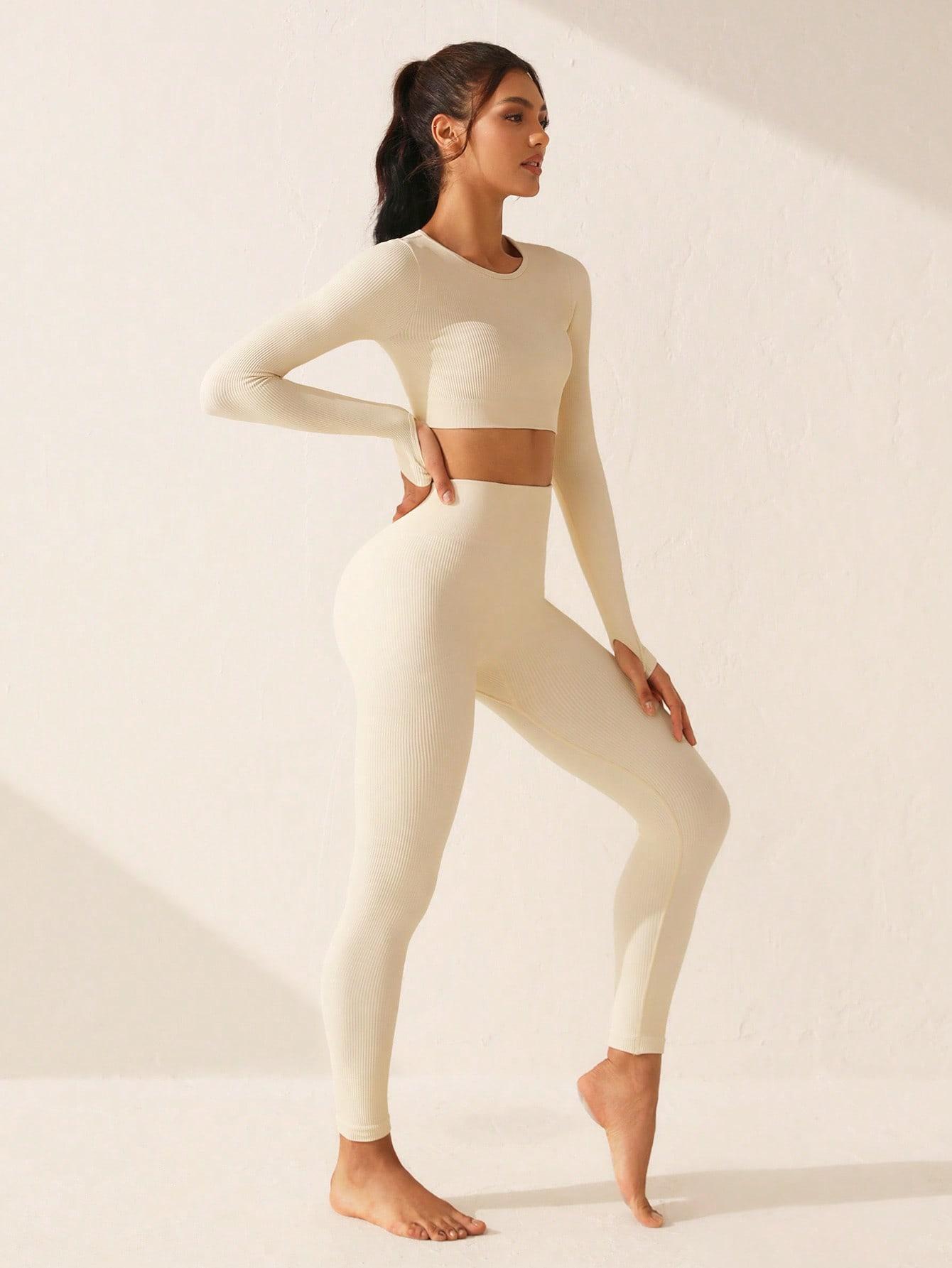 SPORTOWY KOMPLET TOP LEGGINSY PRĄŻKI 