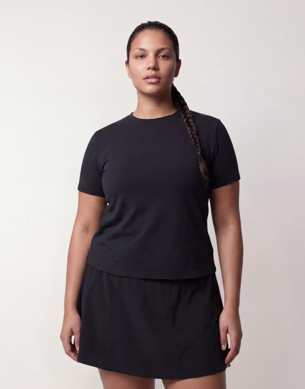 CZARNY T-SHIRT KRÓTKI RĘKAW