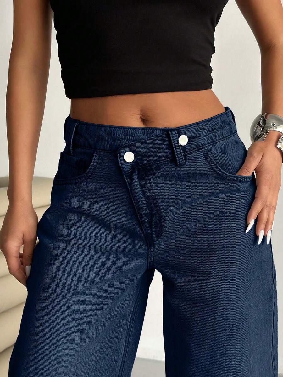 niebieskie spodnie jeans 