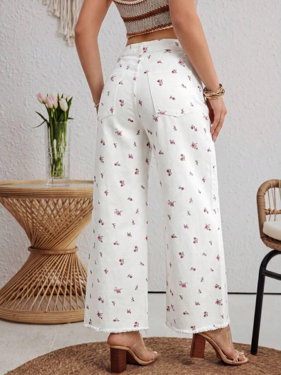 białe spodnie jeans kwiaty