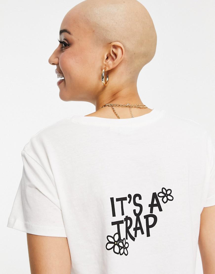 biały t-shirt nadruk 