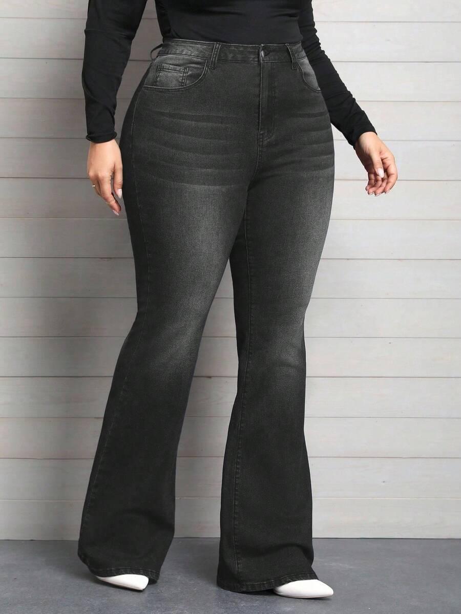 czarne spodnie jeans dzwony