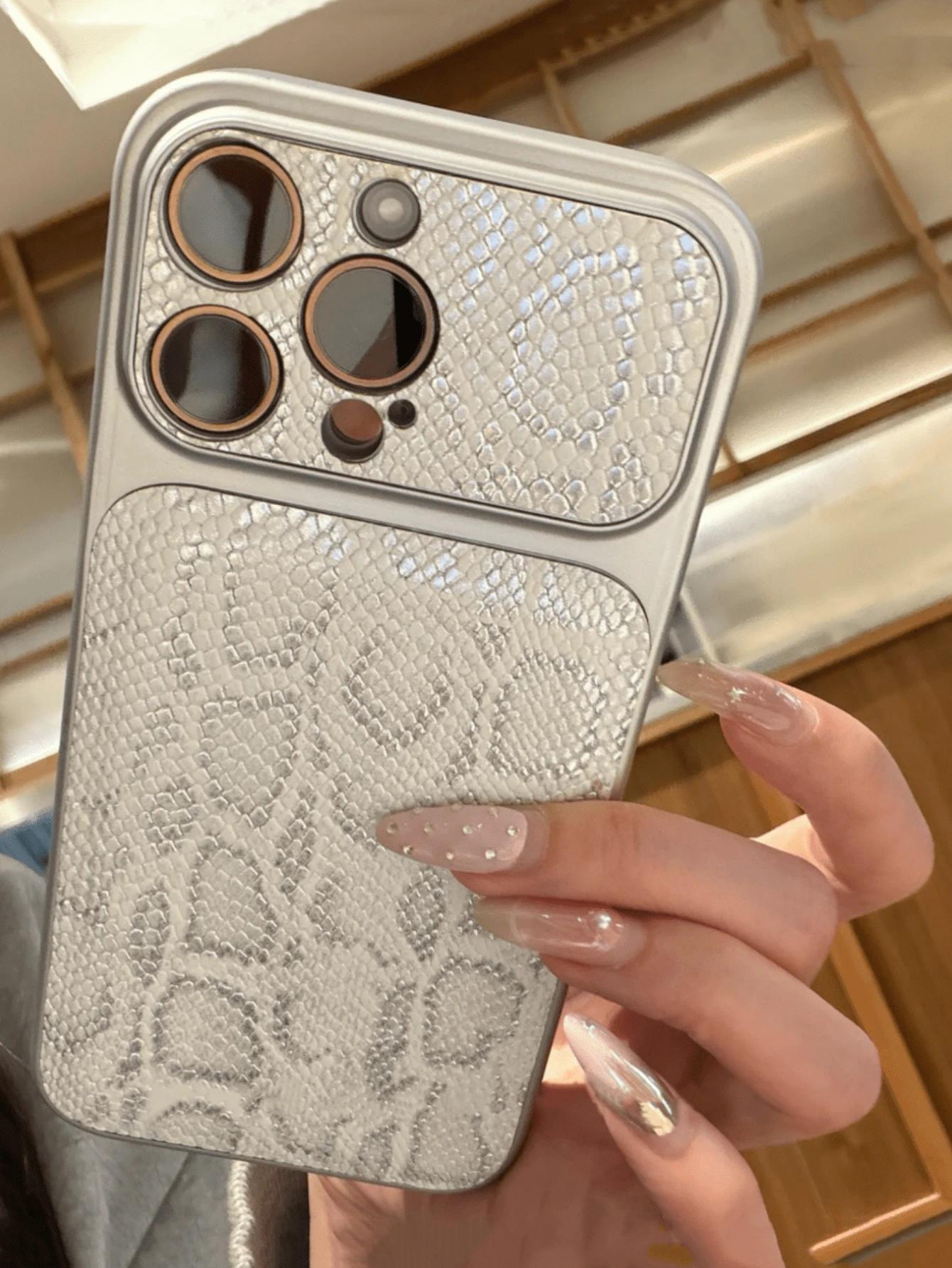 etui na telefon animal print iphone 14