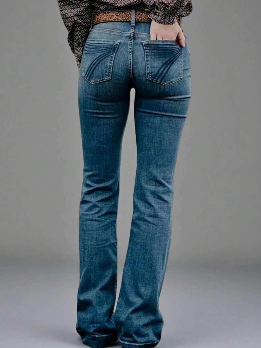 niebieskie spodnie jeans