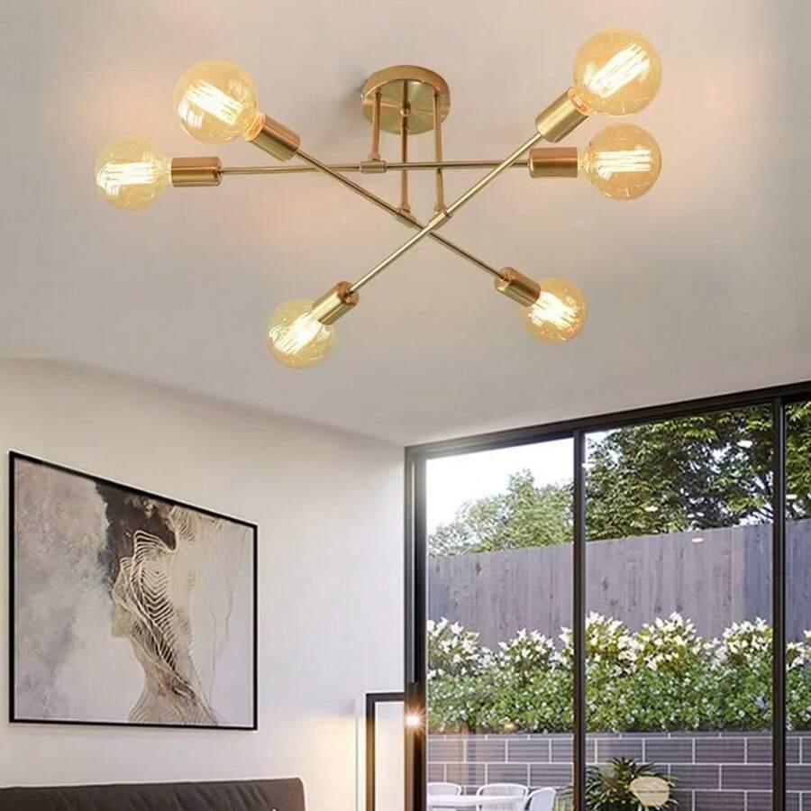złota lampa sufitowa