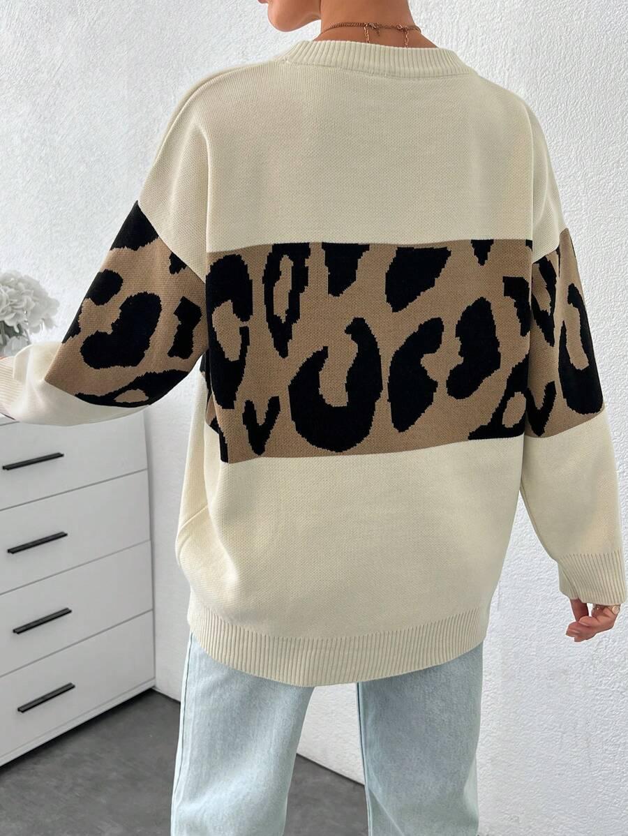 LUŹNY SWETER ŁĄCZENIE ANIMAL PRINT