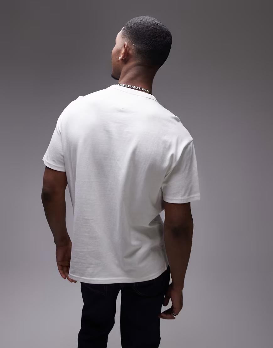 biały t-shirt okrągły dekolt krótki rękaw logo